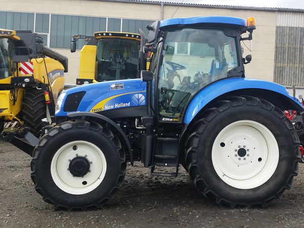 NEW HOLLAND 6020