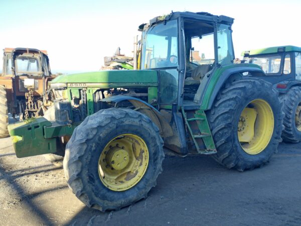 JOHN DEERE 6900