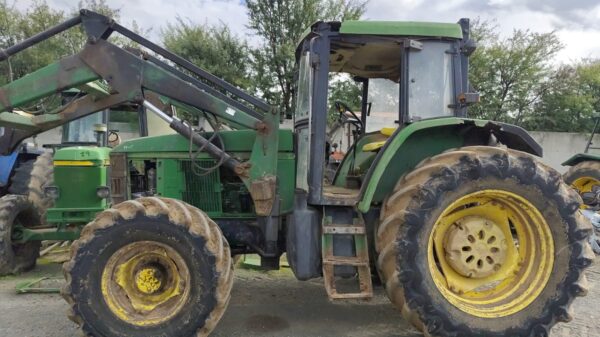 JONH DEERE  6505