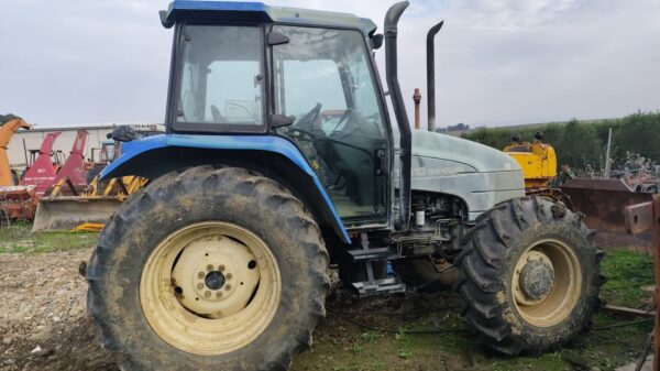 NEW HOLLAND TS110 - Imagen 2